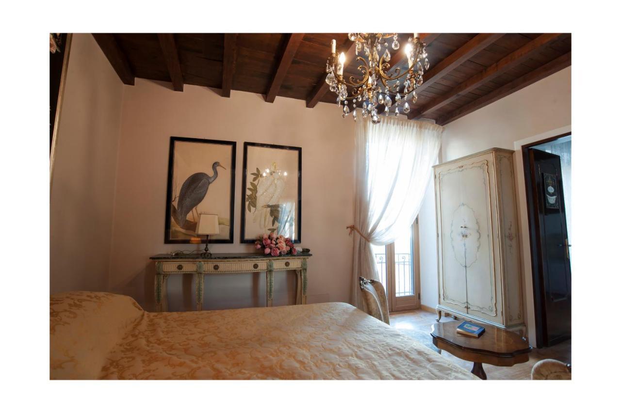 A Palazzo Fortebracci B&B 苏特里 外观 照片